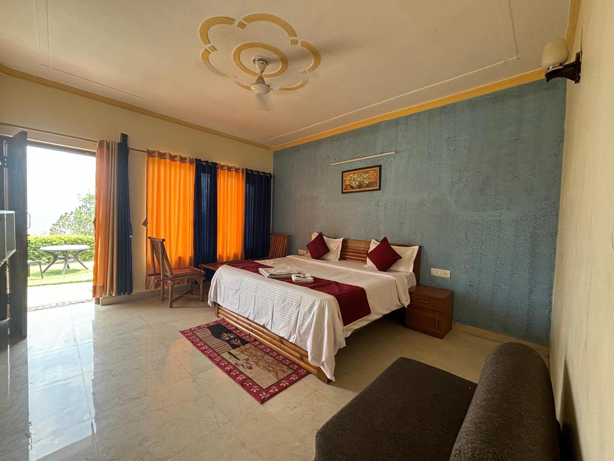 Pragati Resort & Restaurant- Eden Of Kumaon Bhowali Dış mekan fotoğraf