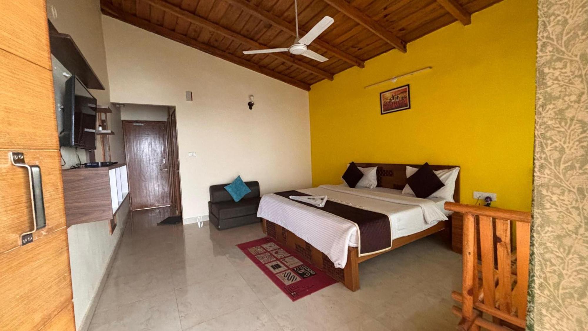 Pragati Resort & Restaurant- Eden Of Kumaon Bhowali Dış mekan fotoğraf