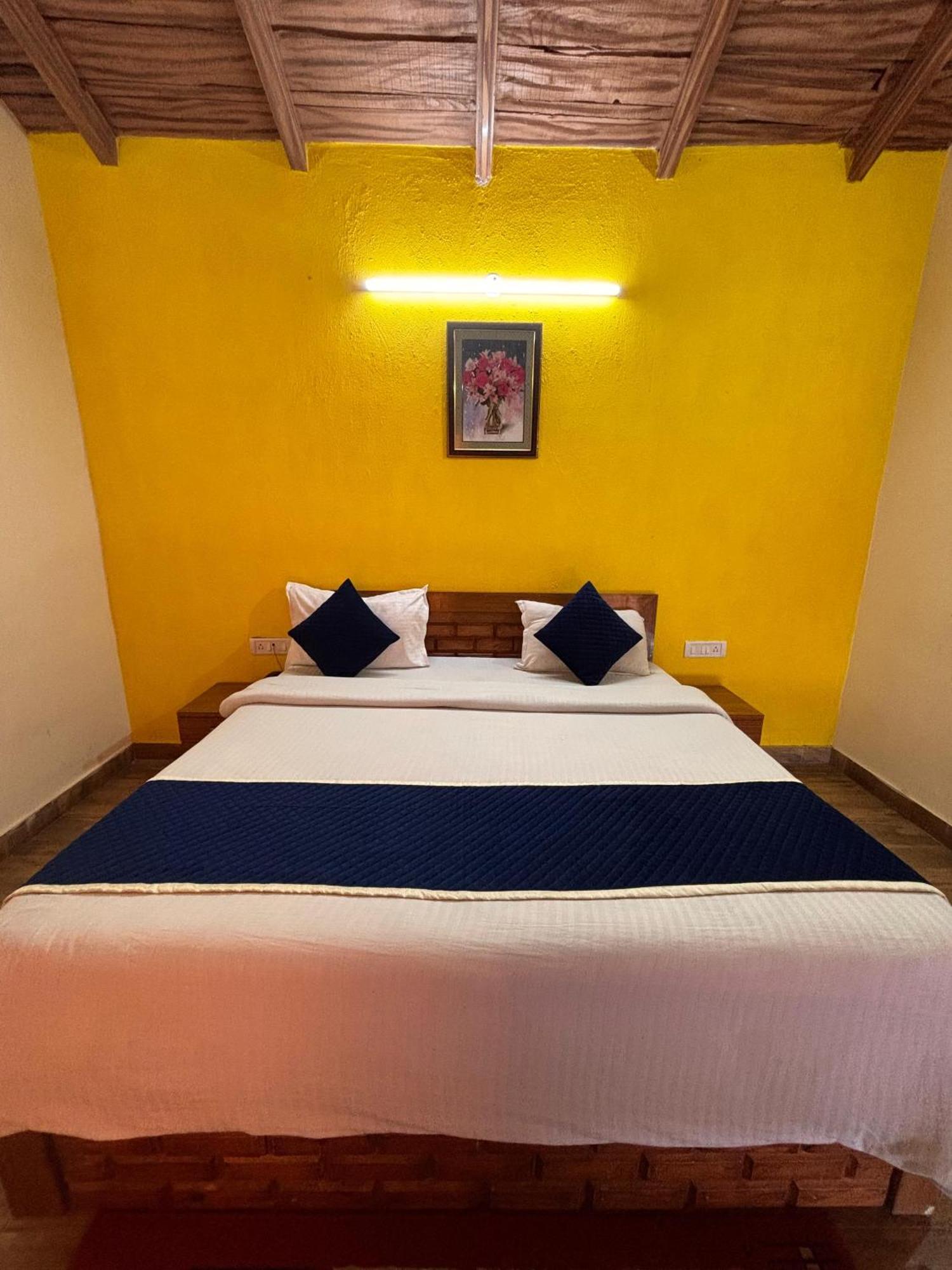 Pragati Resort & Restaurant- Eden Of Kumaon Bhowali Dış mekan fotoğraf