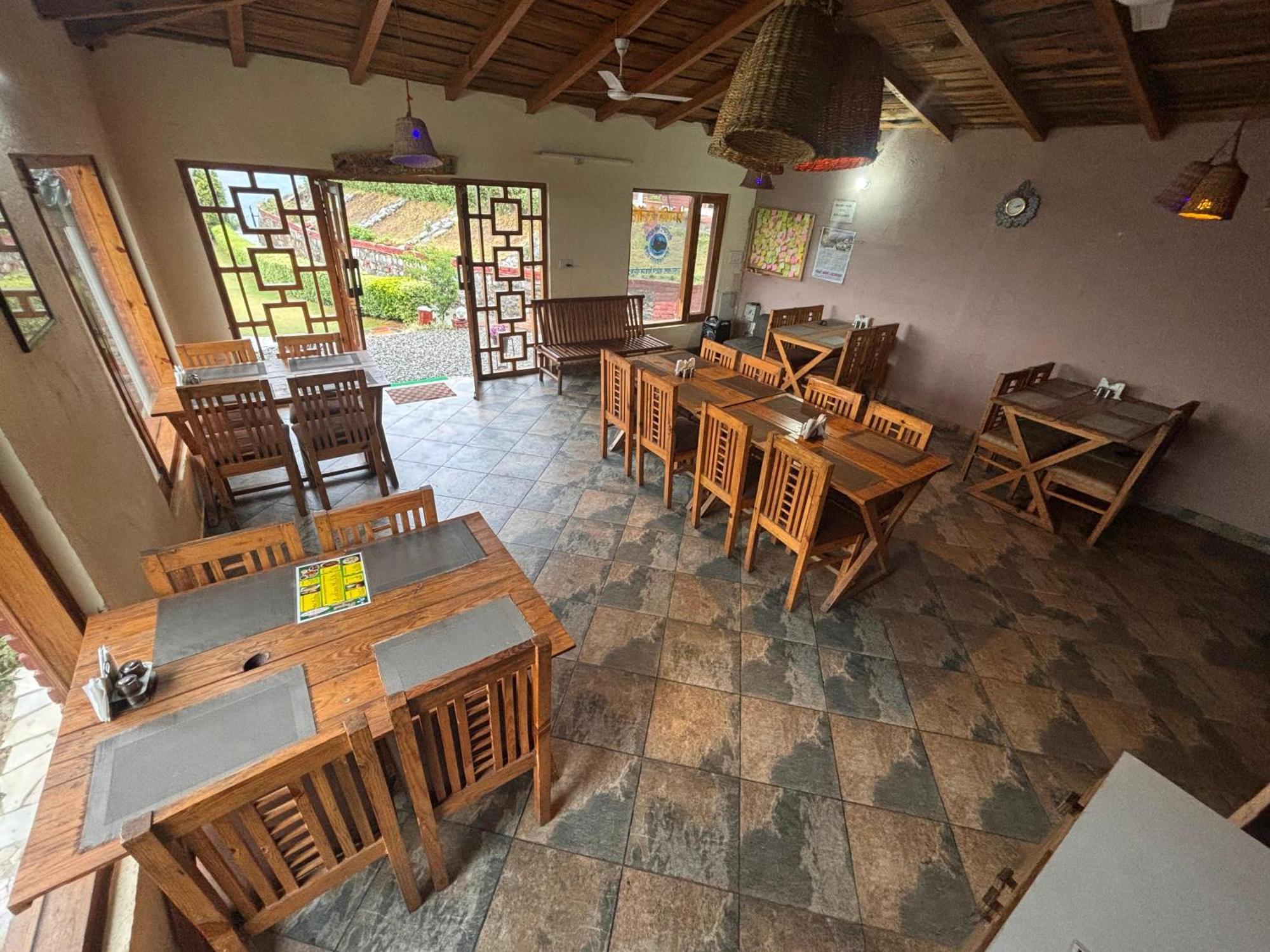 Pragati Resort & Restaurant- Eden Of Kumaon Bhowali Dış mekan fotoğraf
